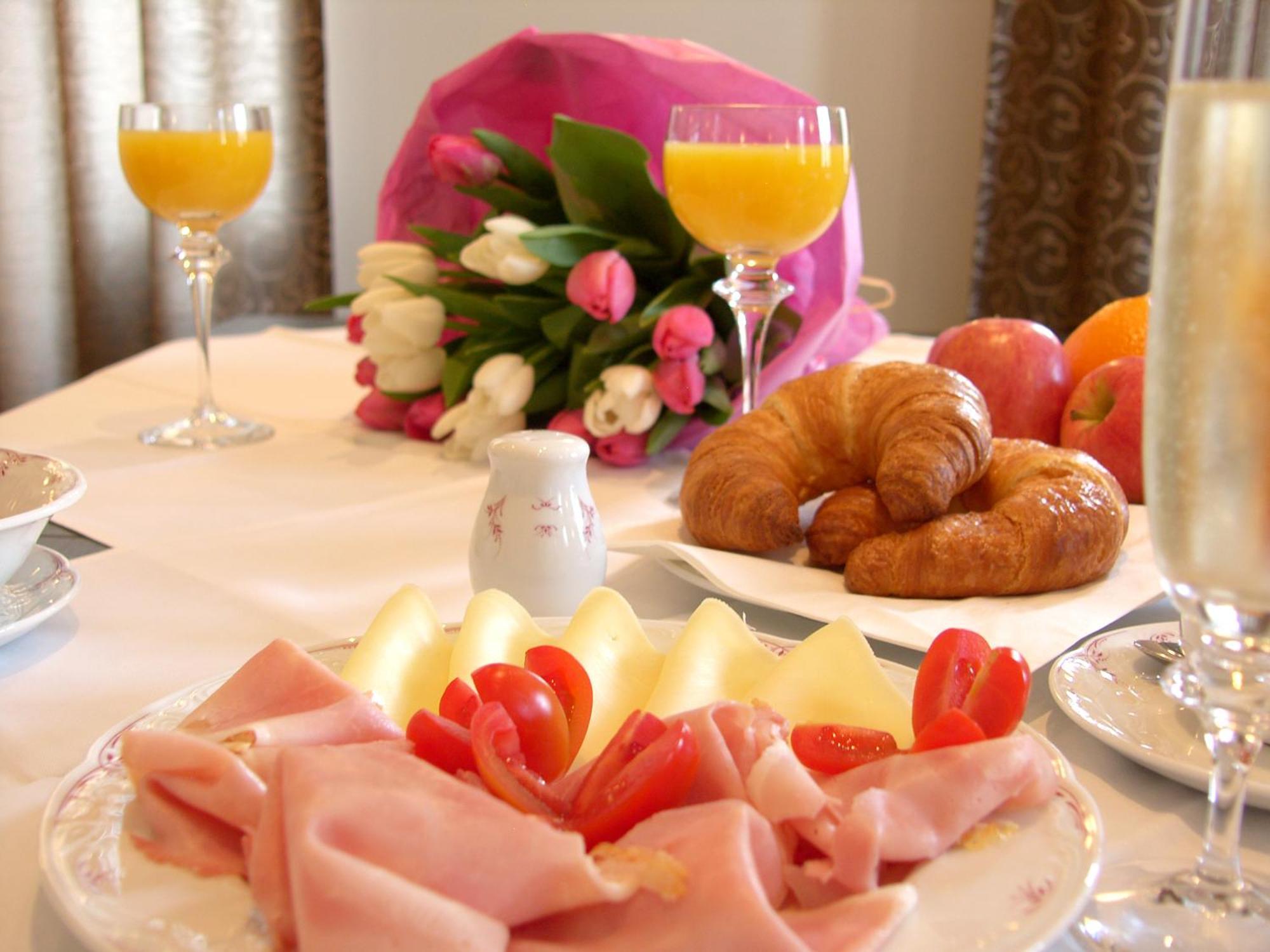 Hotel Pension Herbert Salzburg Luaran gambar